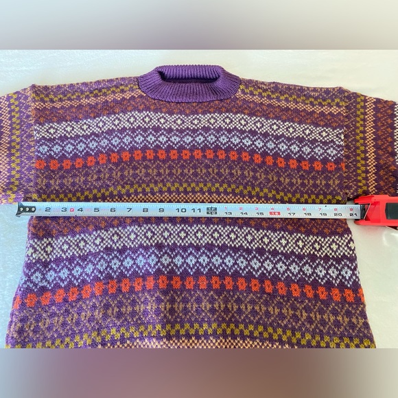 Peruvian alpaca sweater - Picture 2 of 4